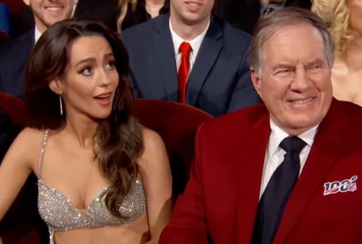 Belichick reacts at NFL awards