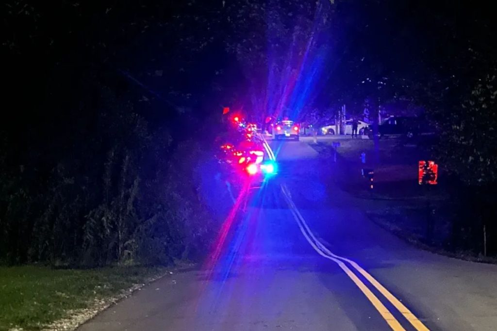 2 shot during dispute over car purchase on southwest side of Indianapolis