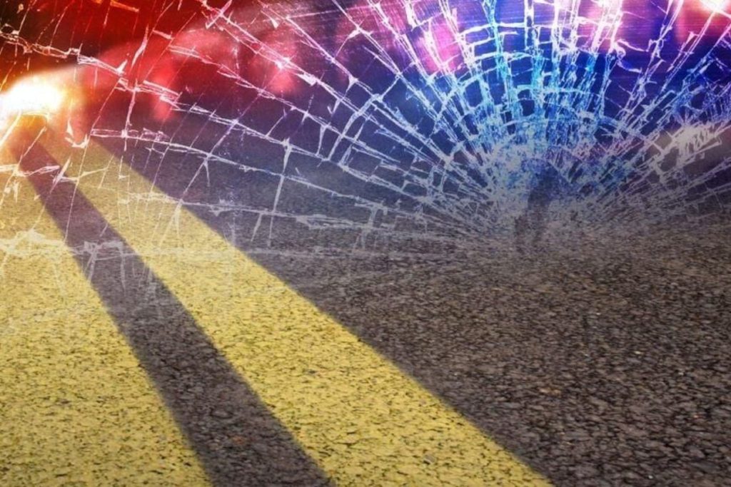 Deadly Perry County crash shuts down road