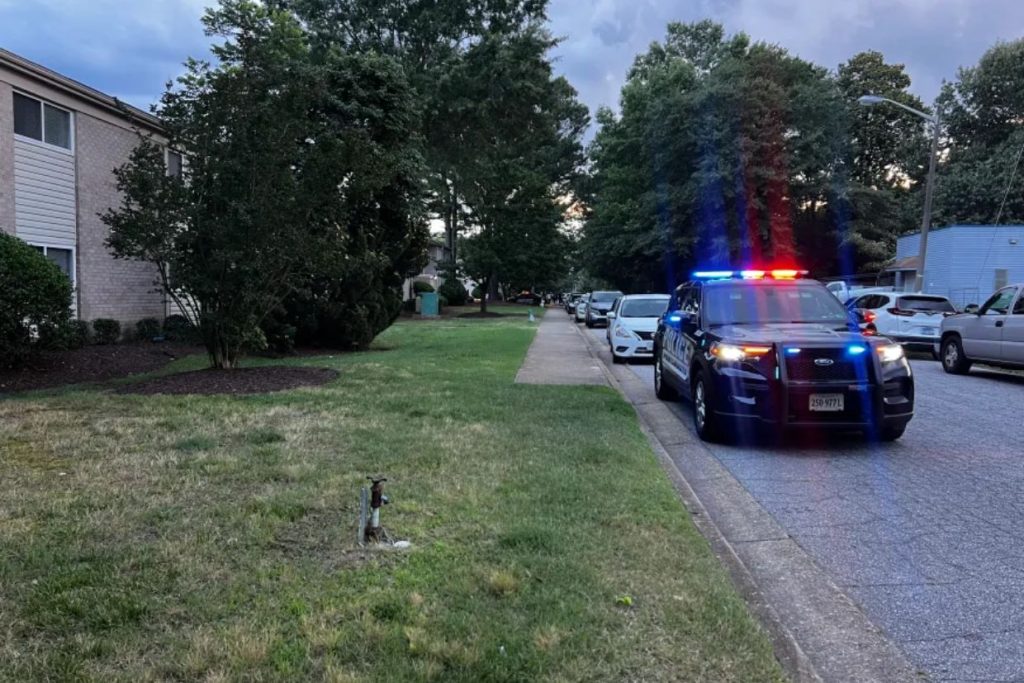 Police: Man dead in Portsmouth shooting