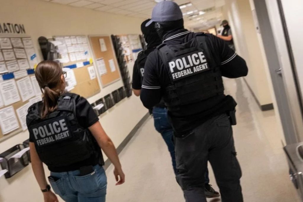 ICE captures alleged MS-3 kingpin, with associate also in custody
