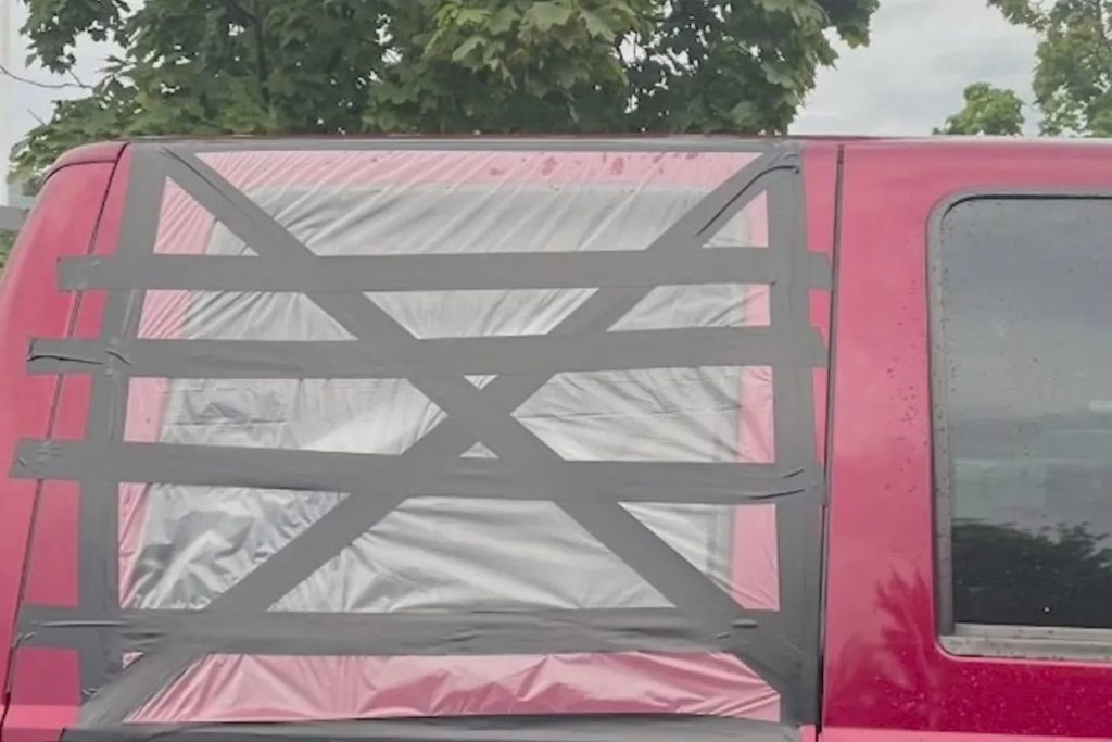 40+ cars Columbus for a car show broken into