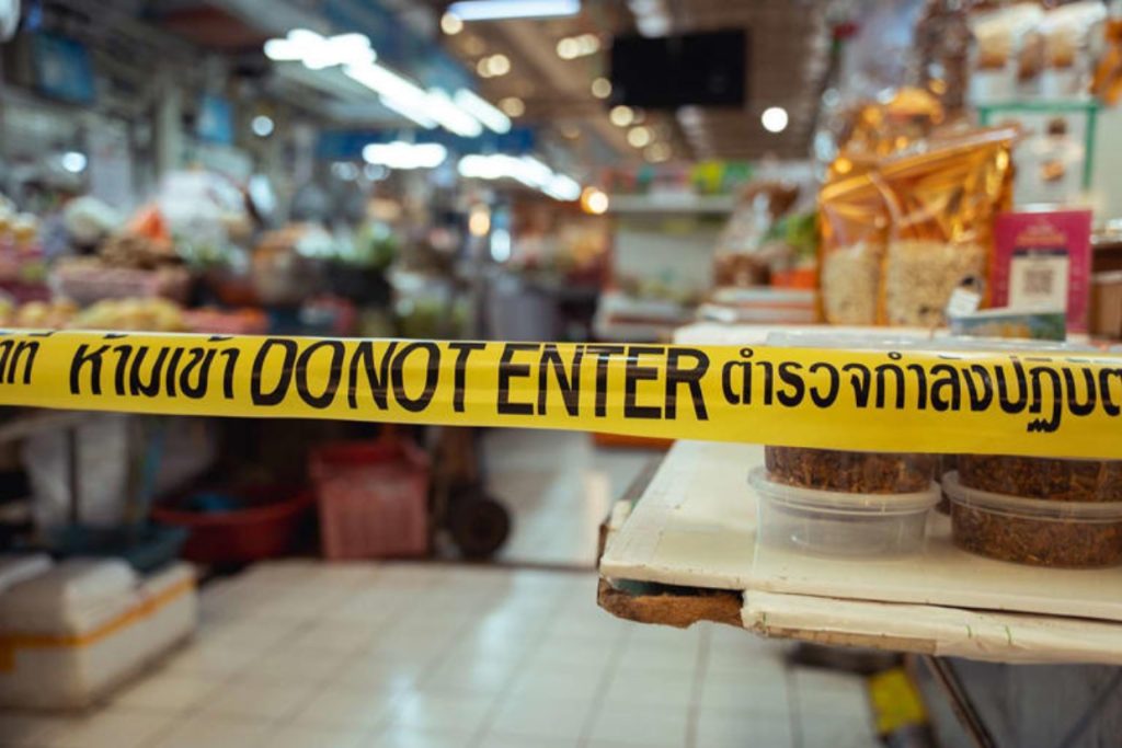 Market massacre: multiple killed, suspect found dead at scene