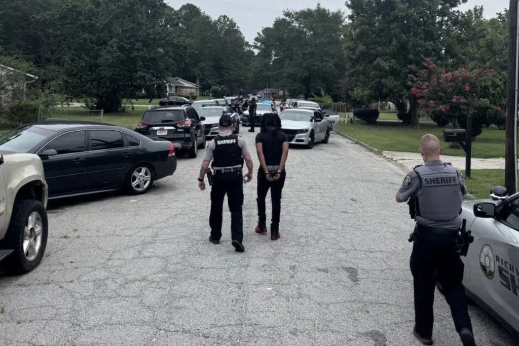 RCSO arrests seven people after search warrant on Brookshire Drive