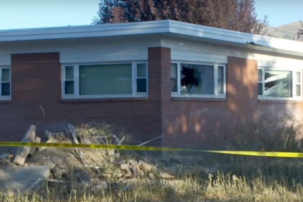 Something Wasn’t Right—Now 2 Tennessee Officers Are Dead After 911 Calls