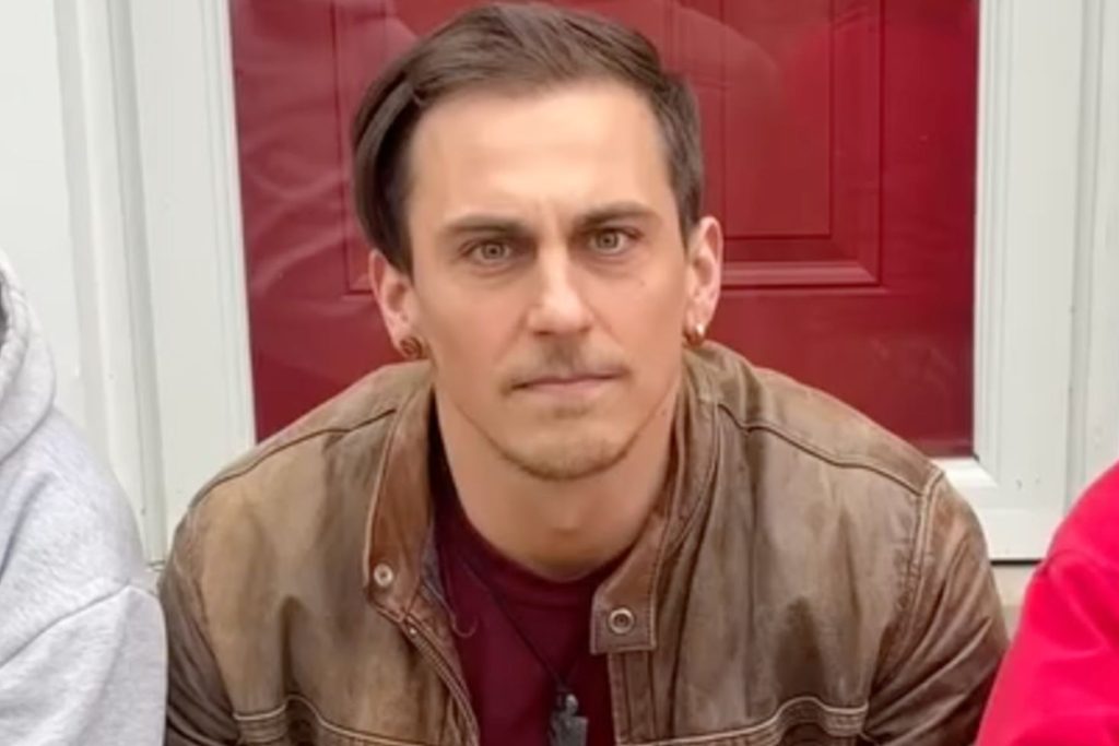 Fans Stunned as Famous Actor Gunned Down While Saving Stranger