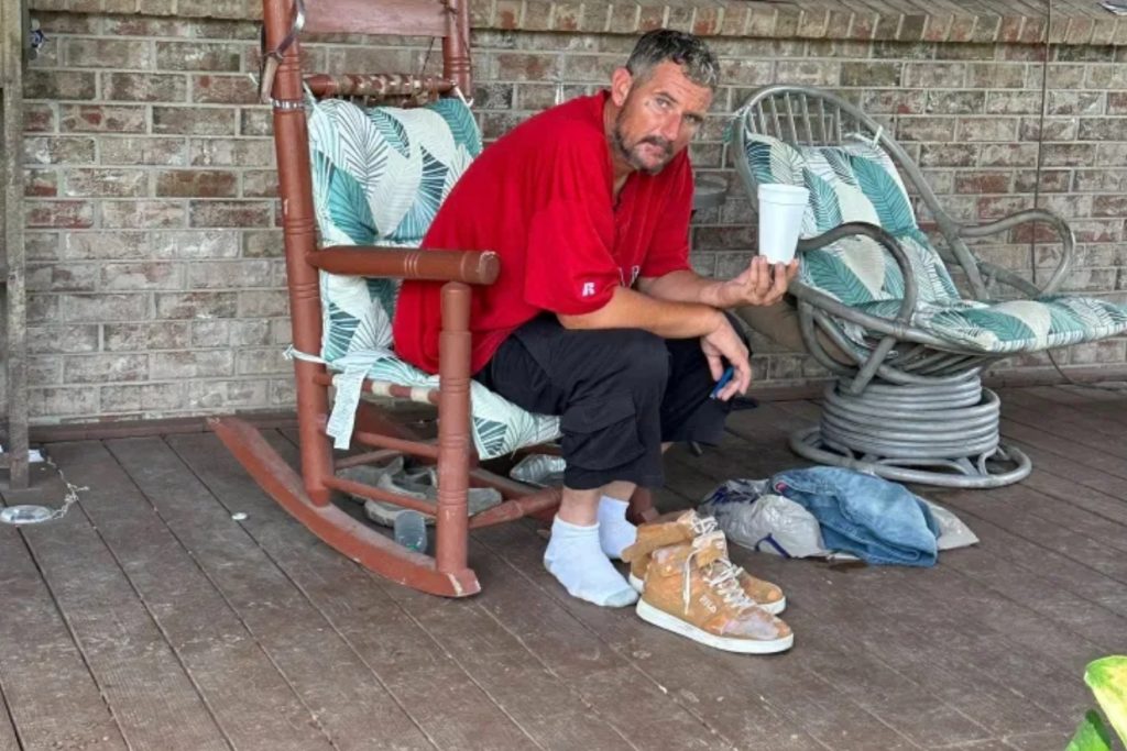 Texas Family Returns From Vacation to Find Meth-Loving Squatters in Home