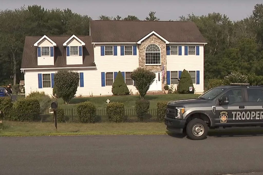 Surveillance captures father allegedly killing foster son with back scratcher