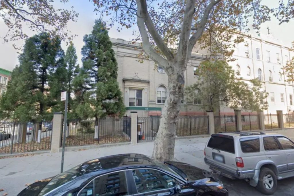 68‑Year‑Old Manhattan Man Admits Shocking Family Tragedy—What He Said Will Chill You