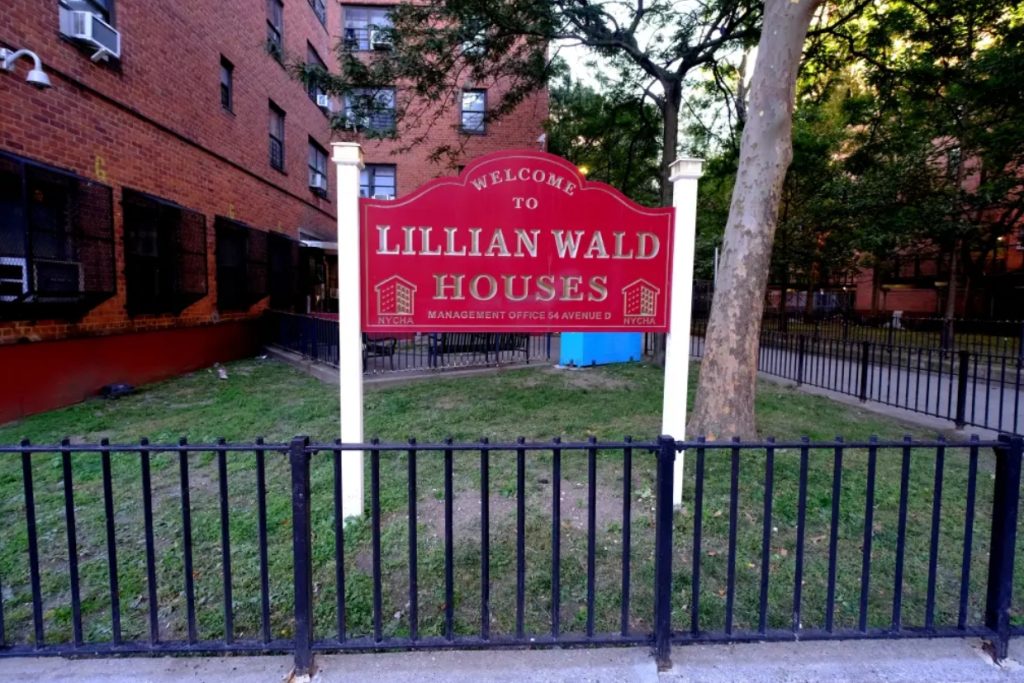 NYC Shooting Leaves 3 Hurt—Resident Calls Scene ‘Closest to Hell