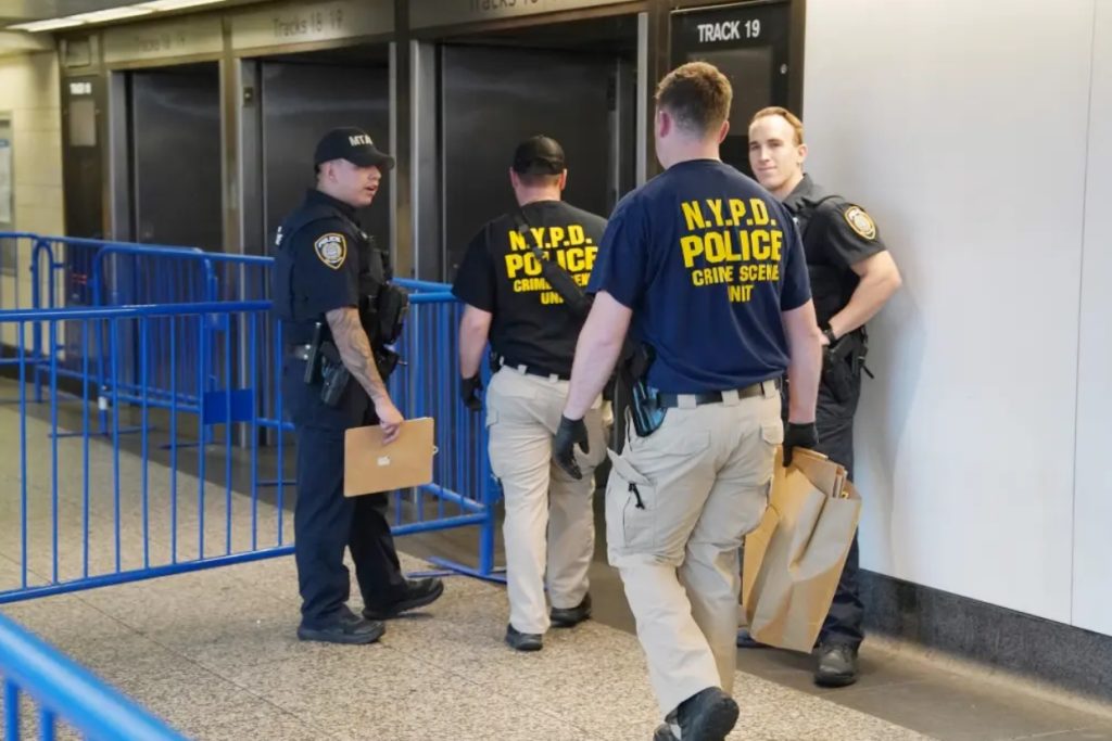 Penn Station Chaos: Off-Duty NYPD Cop Opens Fire on Robber