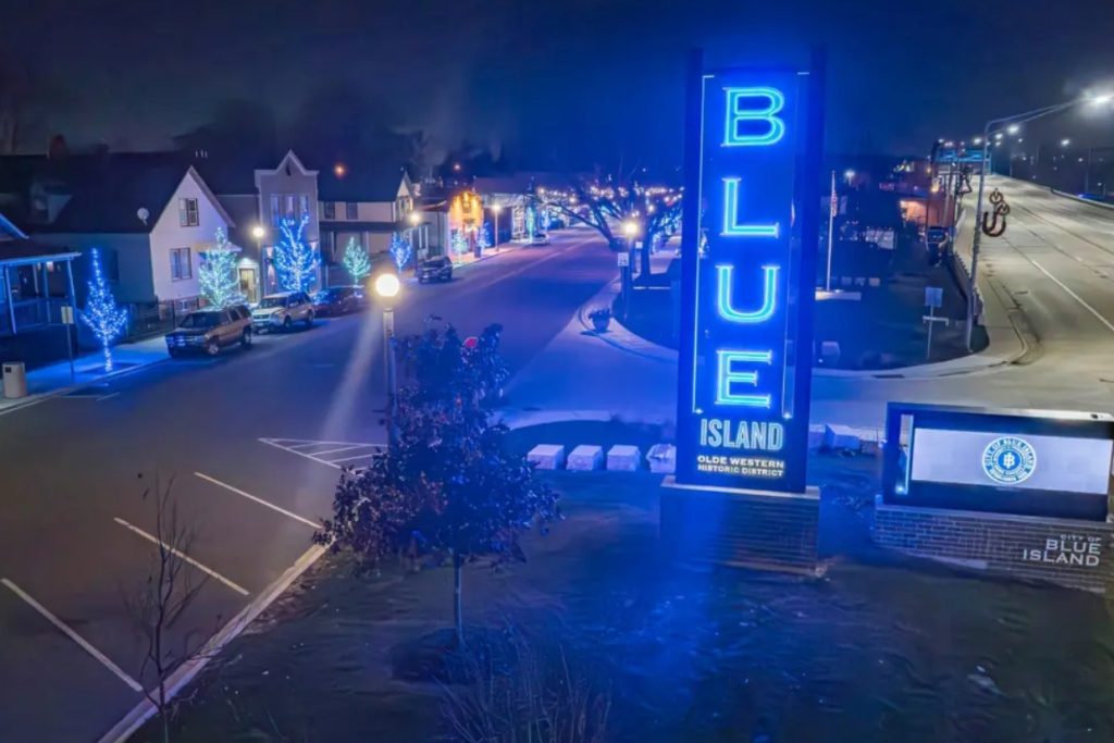 NY Girl, 13, Rescued From Chicago Hideout After Shocking Migrant Lure