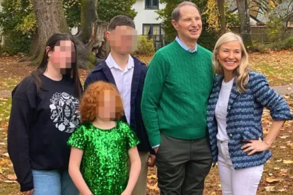 Oregon Sen. Ron Wyden’s Kids Accused of Driving Aide to Suicide