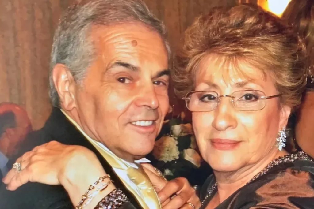 NYC Electrician Pleads Guilty to Killing Mother After Alleged Suicide Attempt: Report