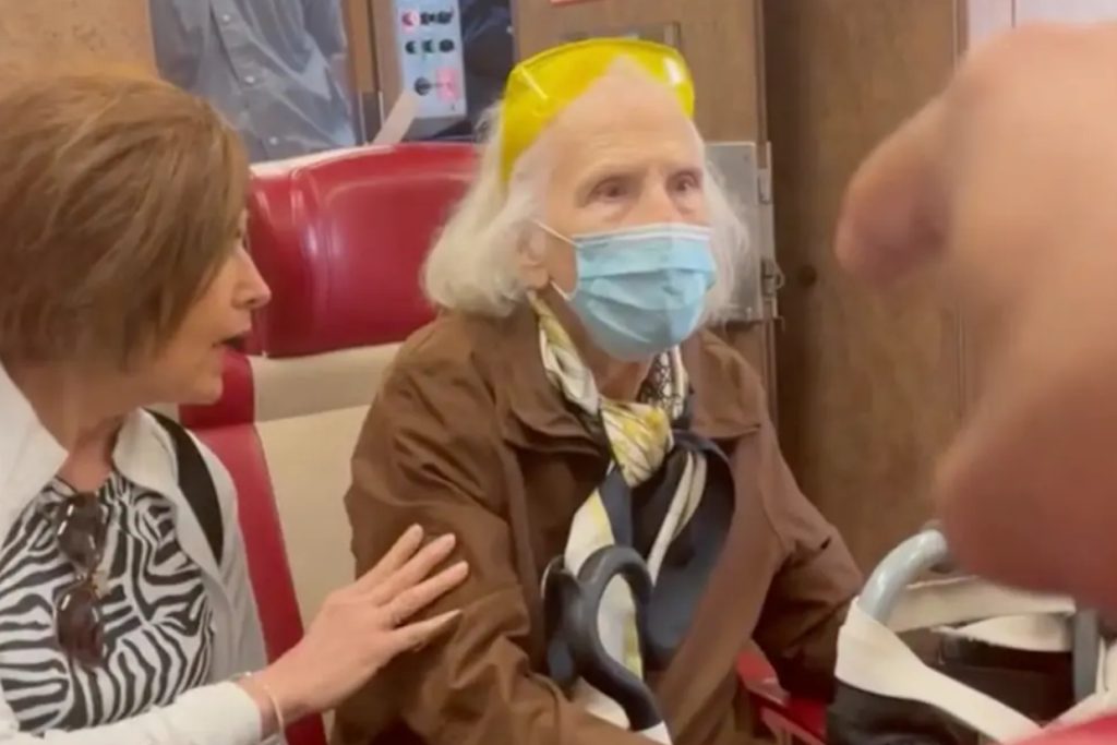 The Bear’ Writer Arrested After NYC Train Clash With Passenger