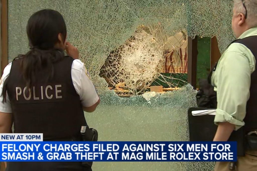 Smash-and-Grab Chaos on Chicago’s Mag Mile: Rolex Store Looted, 6 Busted