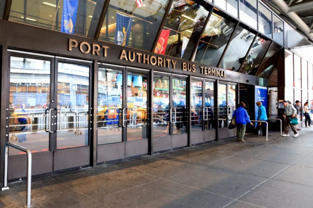 Morning Rush Chaos at Port Authority as Bus Worker Stabbed