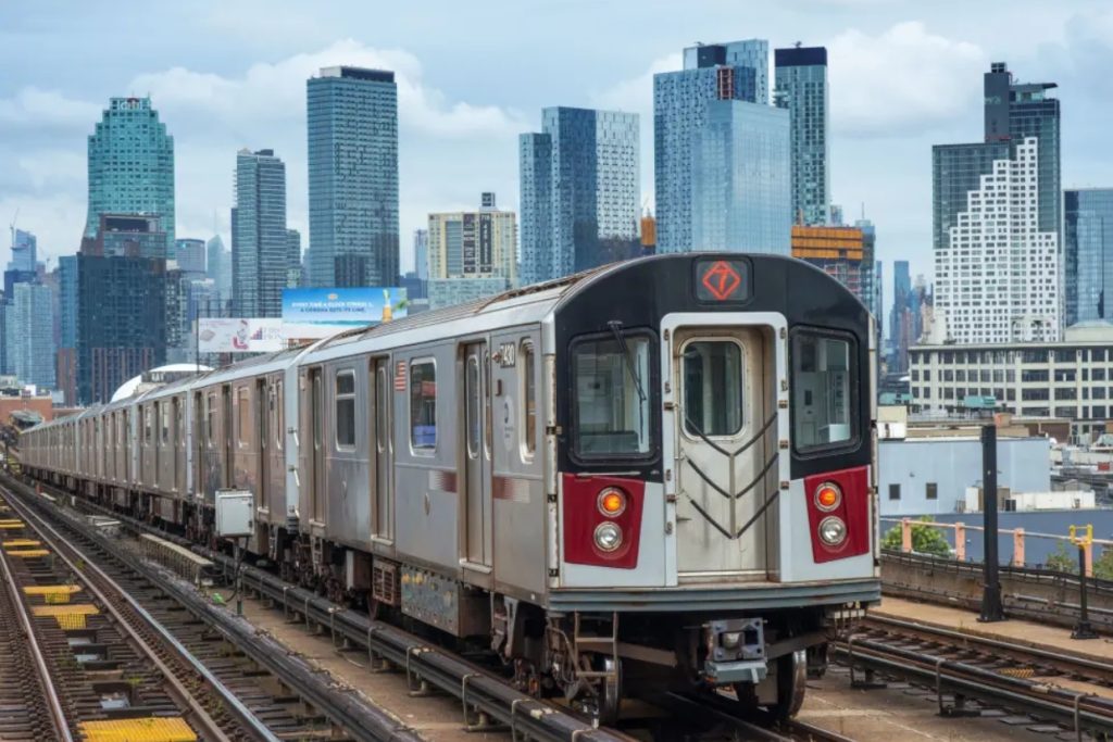 Queens Train Chaos as Passenger Stabbed by Smiling Stranger, Police Confirm
