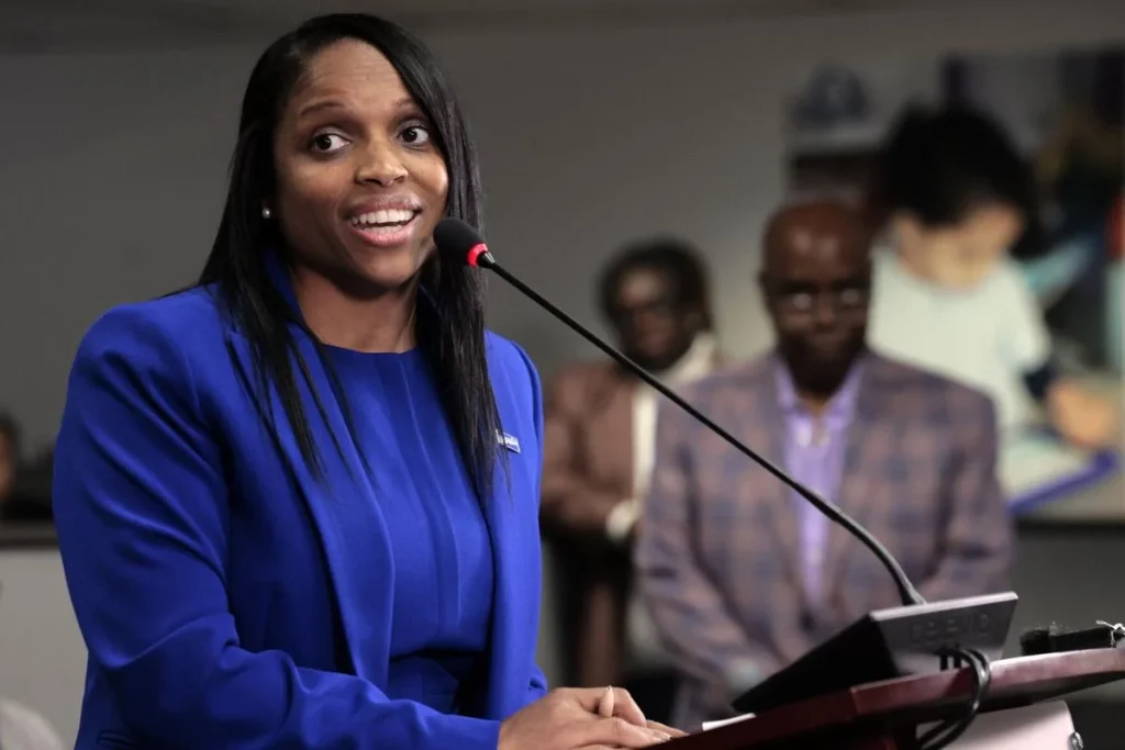 Opinion: Better vetting of SLPS supt. would stop the revolving door