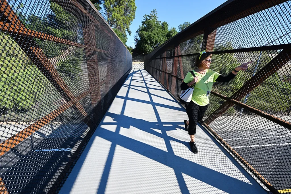 Pedestrian bridge back up in Benicia