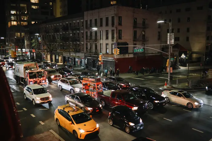 NYC warns of traffic crashes as Daylight Saving Time ends and sun sets earlier