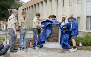 Travis Letter plaque installed at Angelina Courthouse