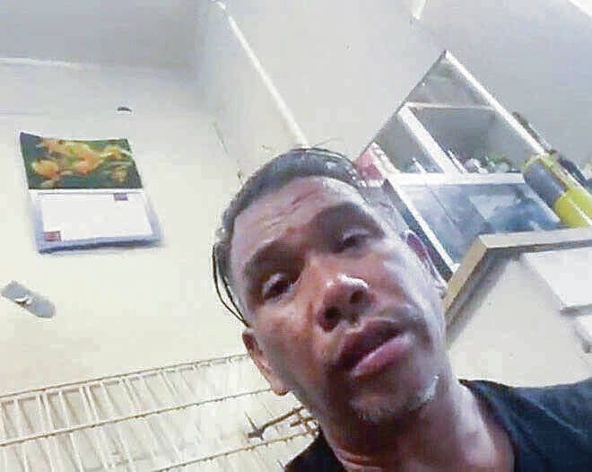 Prosecutors want suspect in standoff held without bail