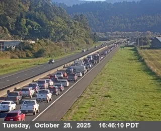 Fatal crash on Highway 101 snarls traffic around Rio Dell, SR36