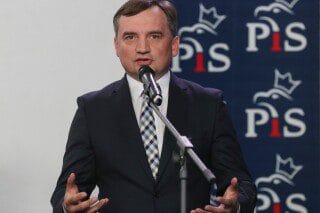 Polish prosecutors seek to lift immunity of former justice minister