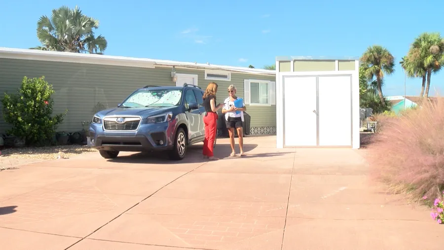 Bradenton homeowners complain of no work, no refund from contractor