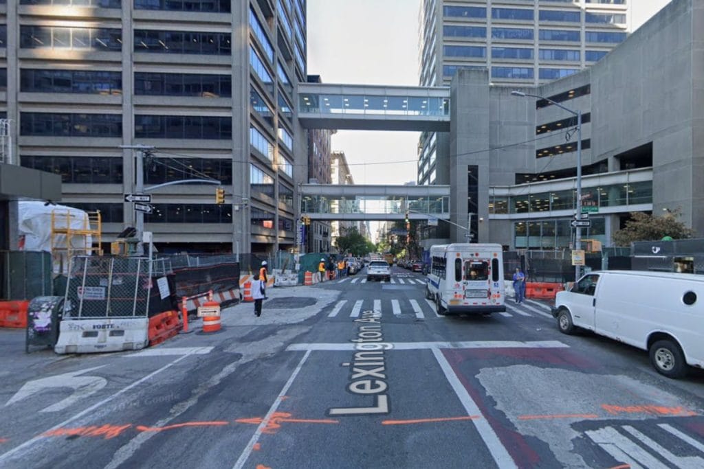 Subway Incident on Manhattan’s Upper East Side Causes Commuter Delays and System-Wide Disruptions