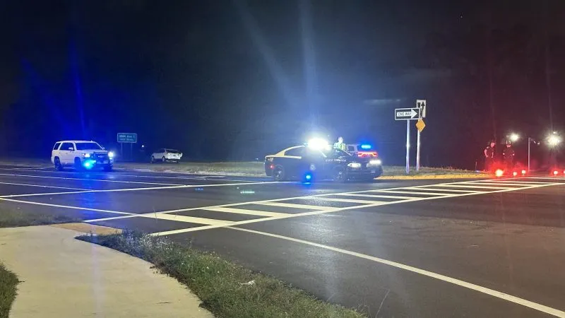 Fatal crash blocks US-301 in Bradenton: FHP