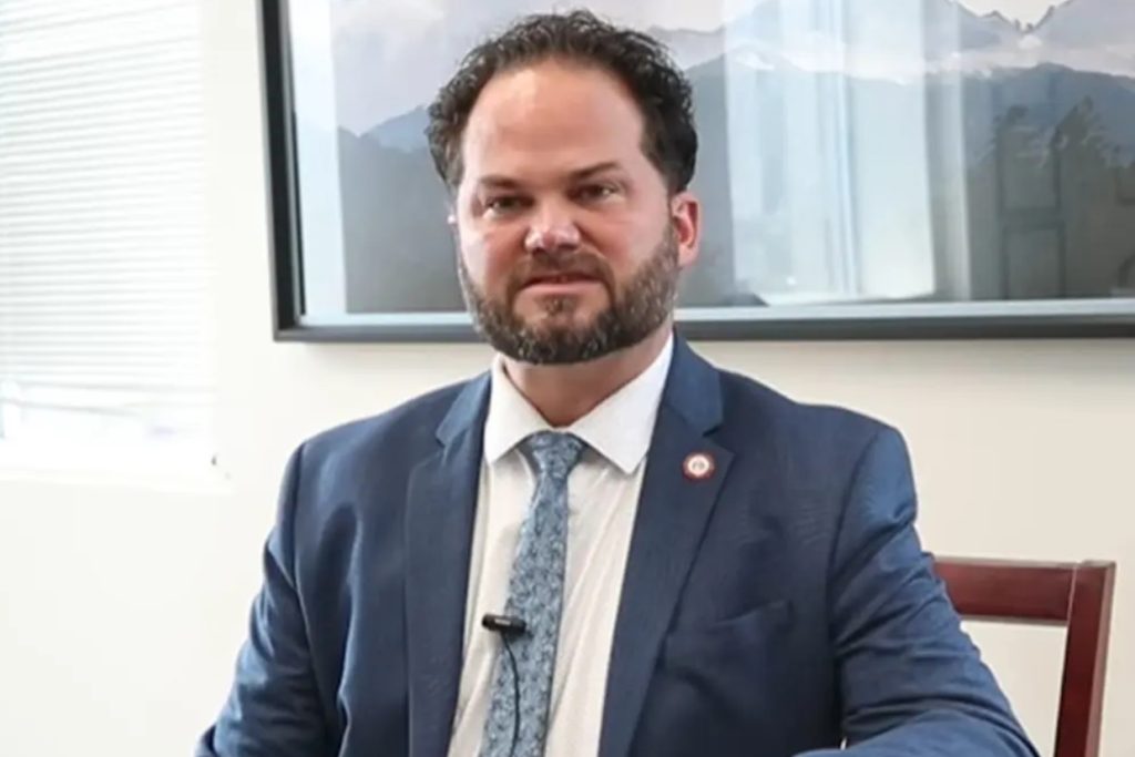 Senior Judge Arrested for DUI After Crash Outside Florida Strip Club ‘Wacko’s