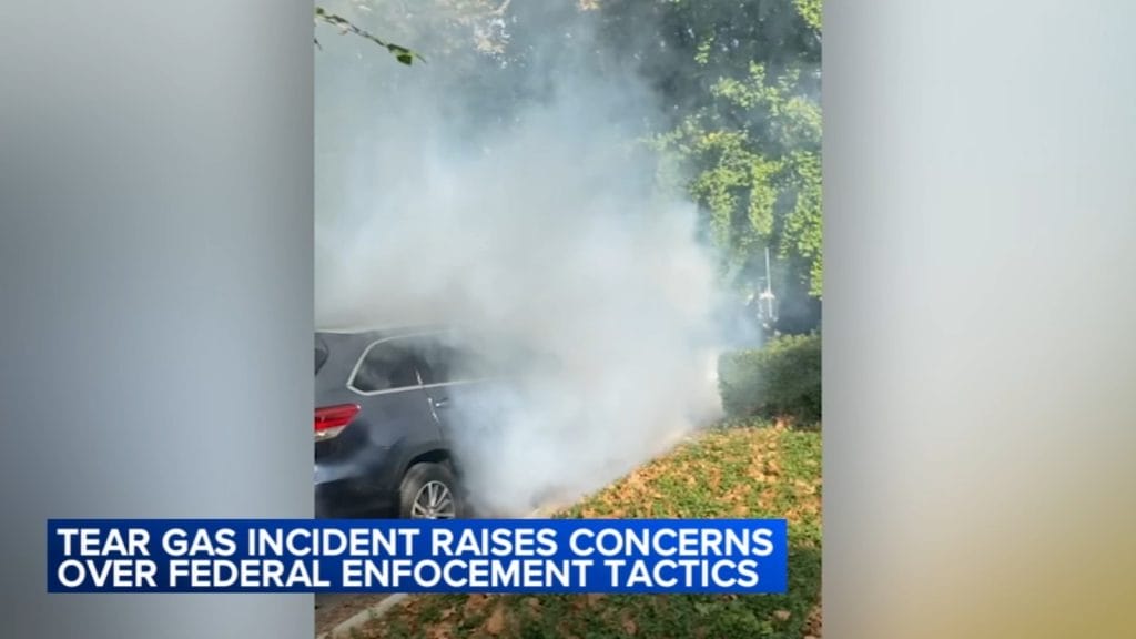 Video shows agents break car window in Addison; DHS defends ‘crowd control measures’ in Chicago