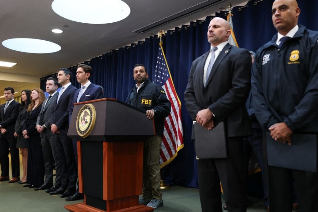 Behind closed doors: How neighbors were oblivious to secret poker games and the Mafia who investigators say helped run them | CNN