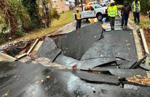 Crews respond to collapsed road in Forest Park