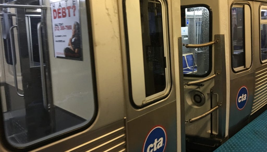 Man dies after falling off moving CTA train in Lake View