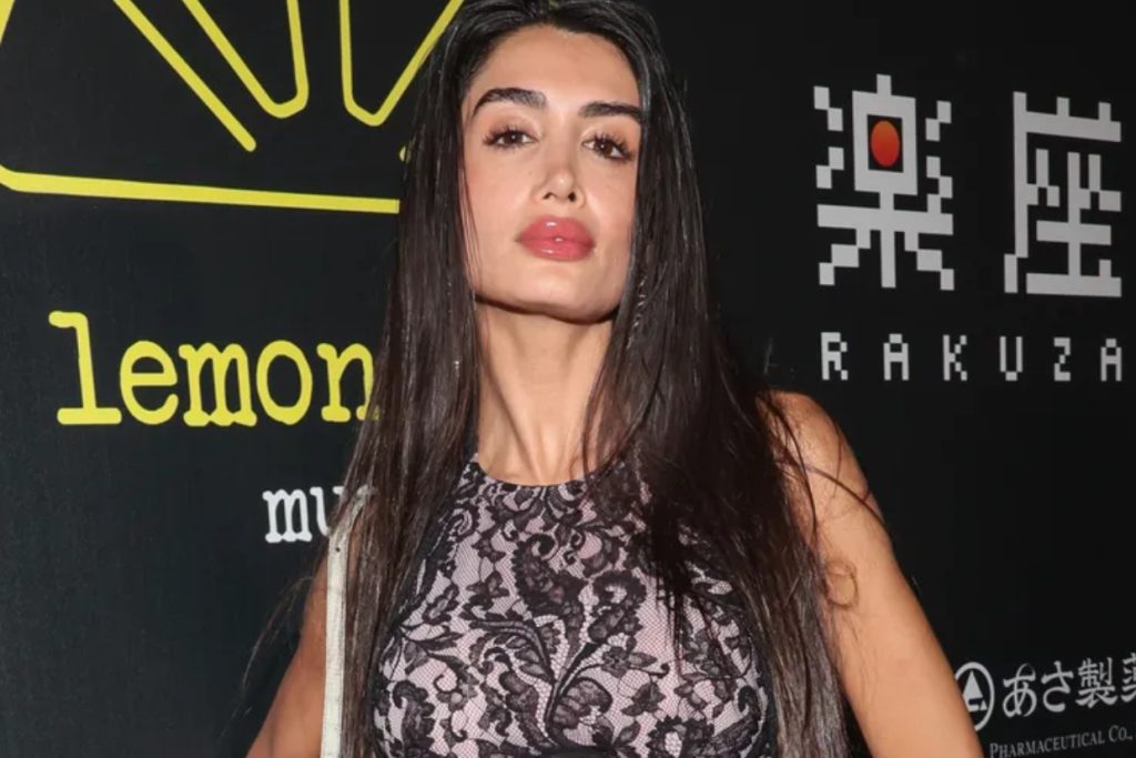 Men Thought They Were Meeting a Model — Then Police Made a Wild Discovery