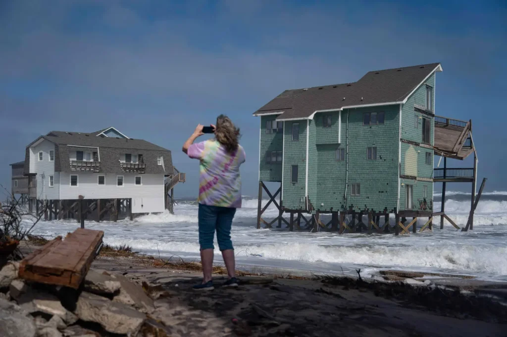 2 more Outer Banks homes collapse into the Atlantic, bringing total to 13 this year