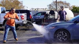 Community holds car wash to support family of teen killed in crash