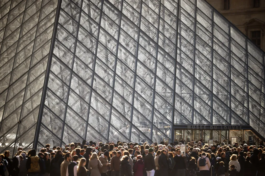 Louvre Heist Suspects Arrested, One As They Were Trying To Leave France