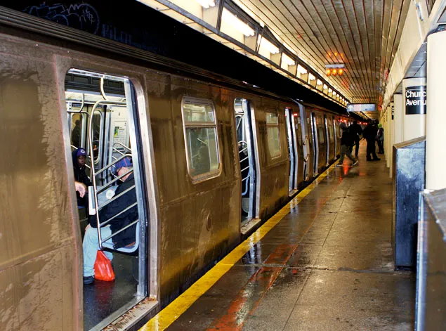 Man, 37, slashed in face on subway train rumbling through Brooklyn