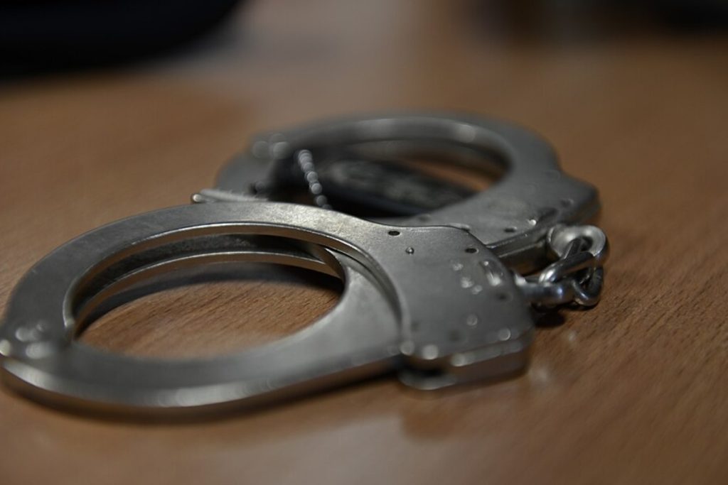 Memphis Man Faces Kidnapping and Felony Evading Charges After High-Speed Chase Ends in Arrest