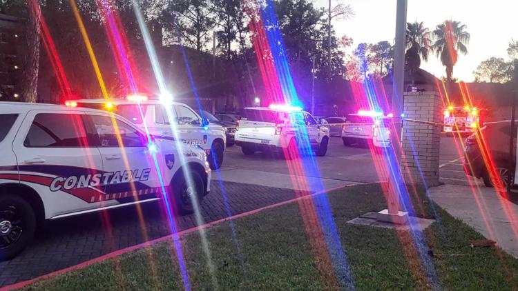 1 killed, 1 hurt in shooting at north Harris County apartment complex