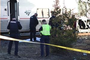 Man killed by passenger train in Albany