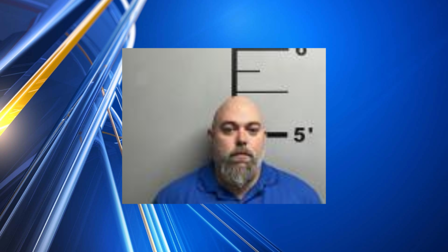 Rogers man accused of impregnating minor held on $250K cash-only bond