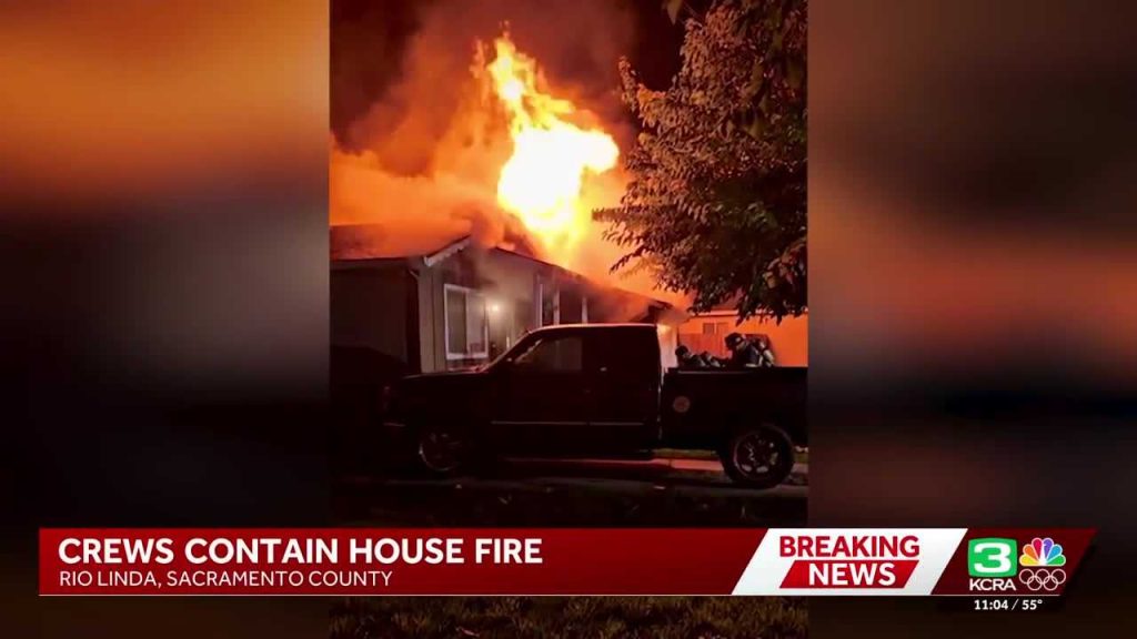 Fire damages Rio Linda home while residents away, officials say