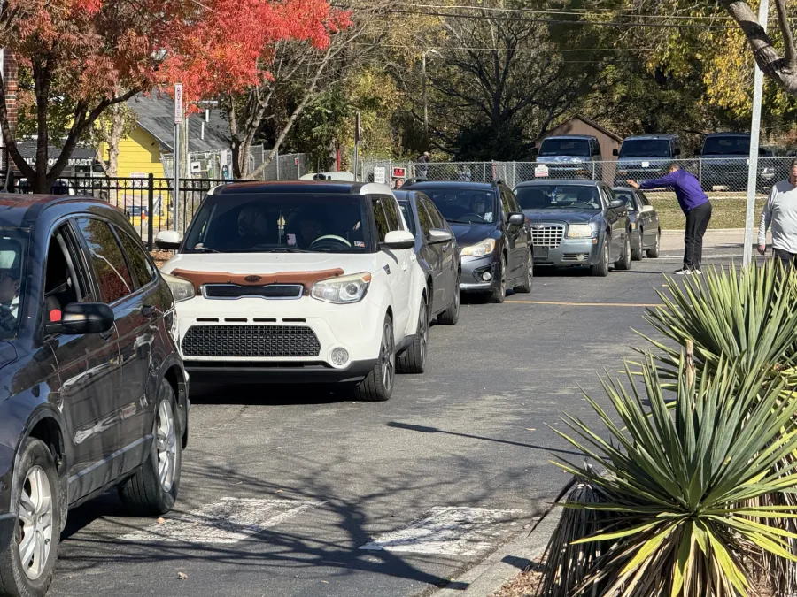 We’re basically starving’: Durham Rescue Mission volunteers help people in need amid government shutdown