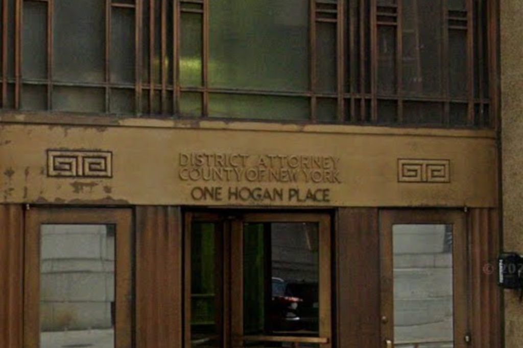 Manhattan DA Indicts Suspect for Shooting Innocent Teenager at Mexican Day Parade