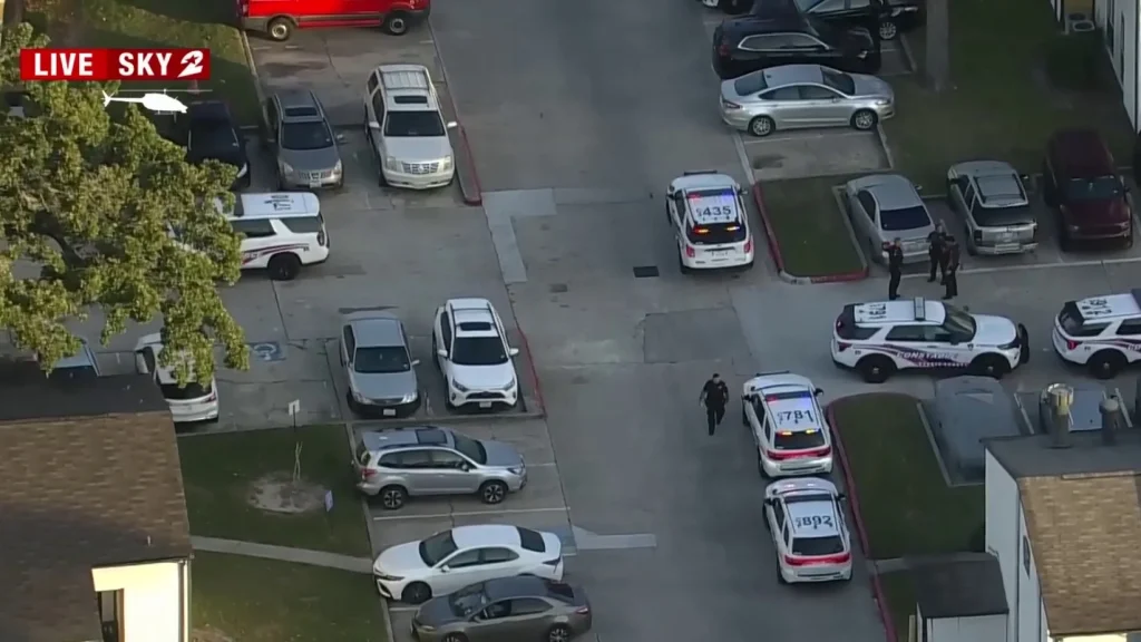 Possible suspect detained after man found shot to death at north Harris County apartment complex